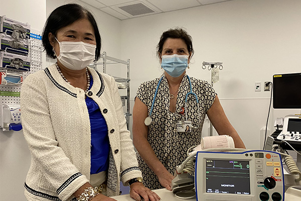 Dr. Thao Huynh and Caroline Boudreault, nurse and project manager and team leader in cardio-vascular research