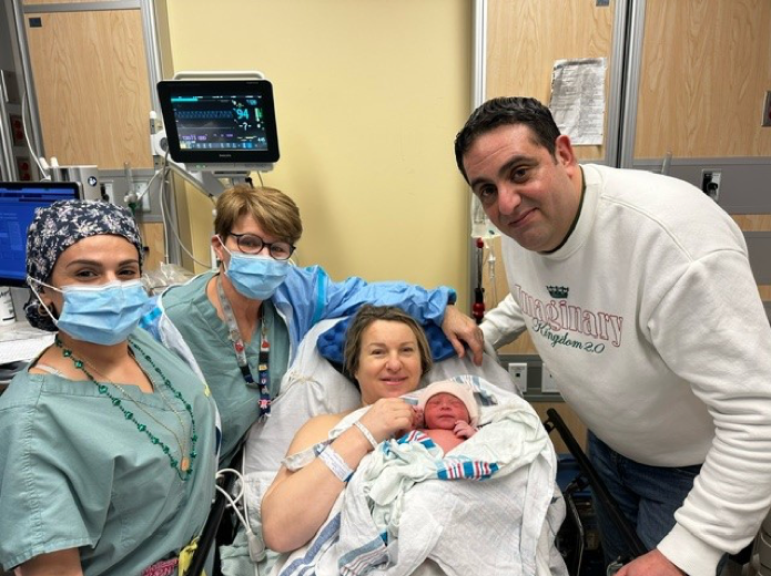 New Year's good news has arrived at the McGill University Health Centre in the form a baby girl. Lina-Maria Ben Amor was born at 3:19 am on January 1, 2024, weighing 3.68 kg. Both the baby and her mother Olena are doing well. Olena Saguil and proud father, Mohamed Hedi Ben Amor, live in Montreal.
