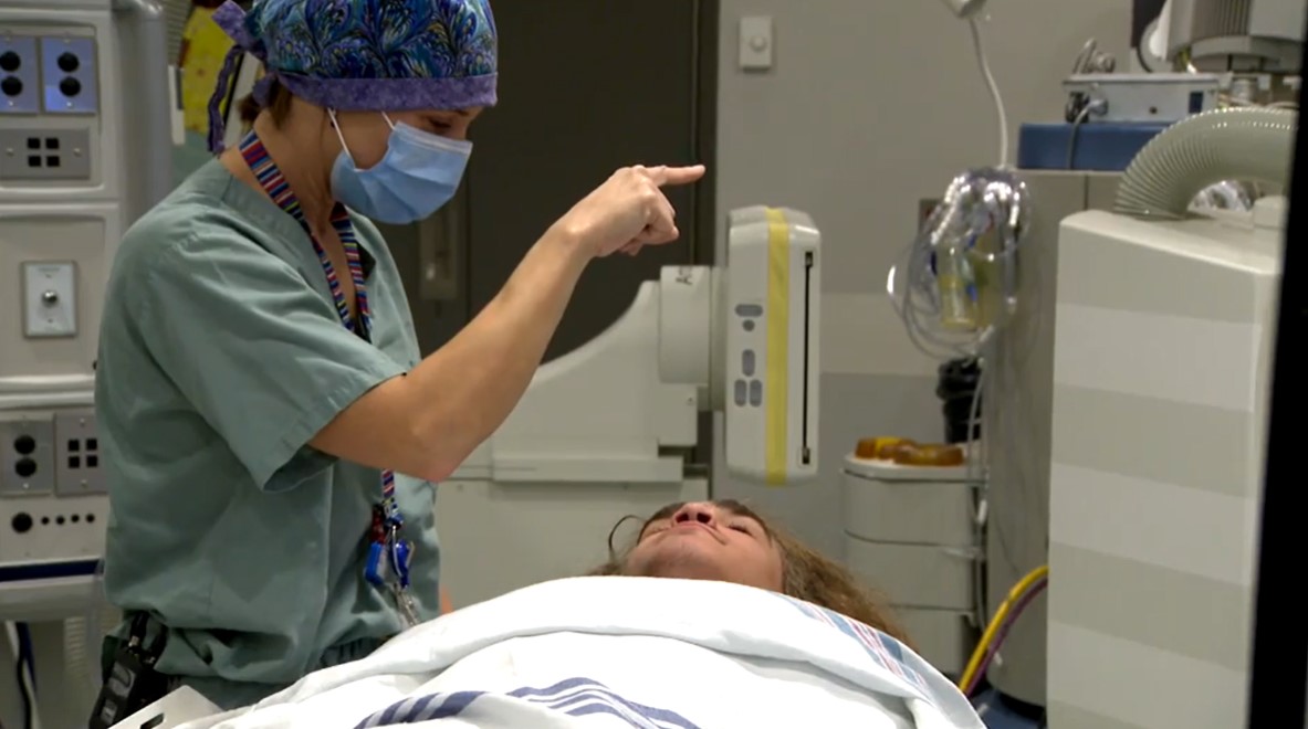 Hypnosis to replace general anesthesia