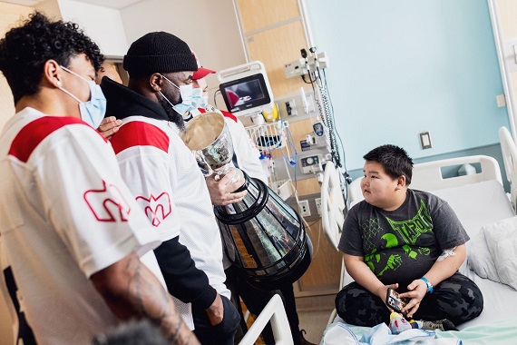 Alouettes visit Glen site