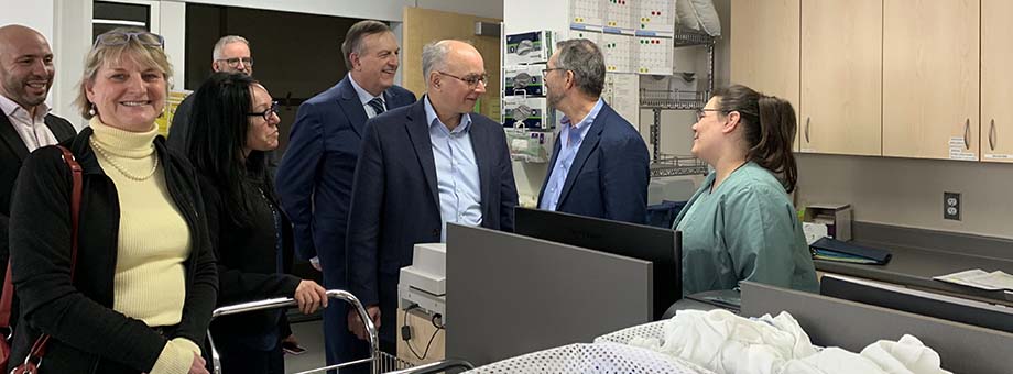 The delegation visits the Centre de la santé de Chibougamau.