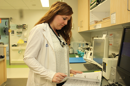 Julie Dicaire, infirmière praticienne, Hôpital Royal Victoria