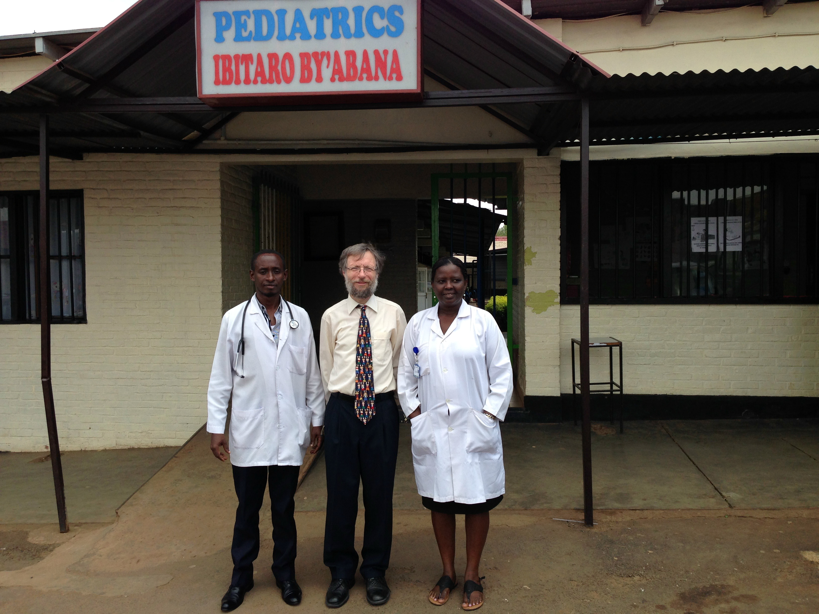 Dr. Martin Bitzan has just returned from Rwanda, where he worked with pediatricians from the Centre Hospitalier Universitaire de Kigali. L. to r. : Dr. Mikael Kalisa, Dr. Bitzan and Dr. Lisine Tuyisenge.