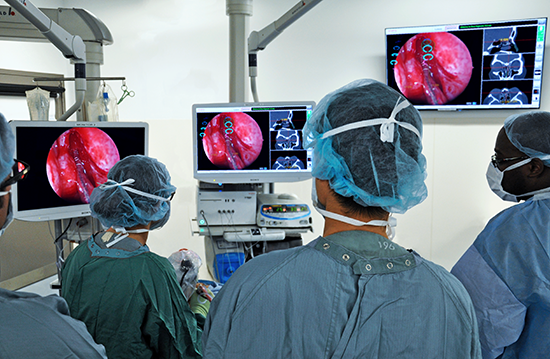 Le CUSM amène la réalité augmentée en salle d'opération